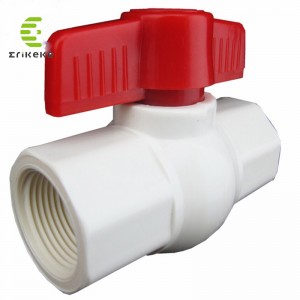 De handmatige compacte PVC-kogelkranen voor drinkwater